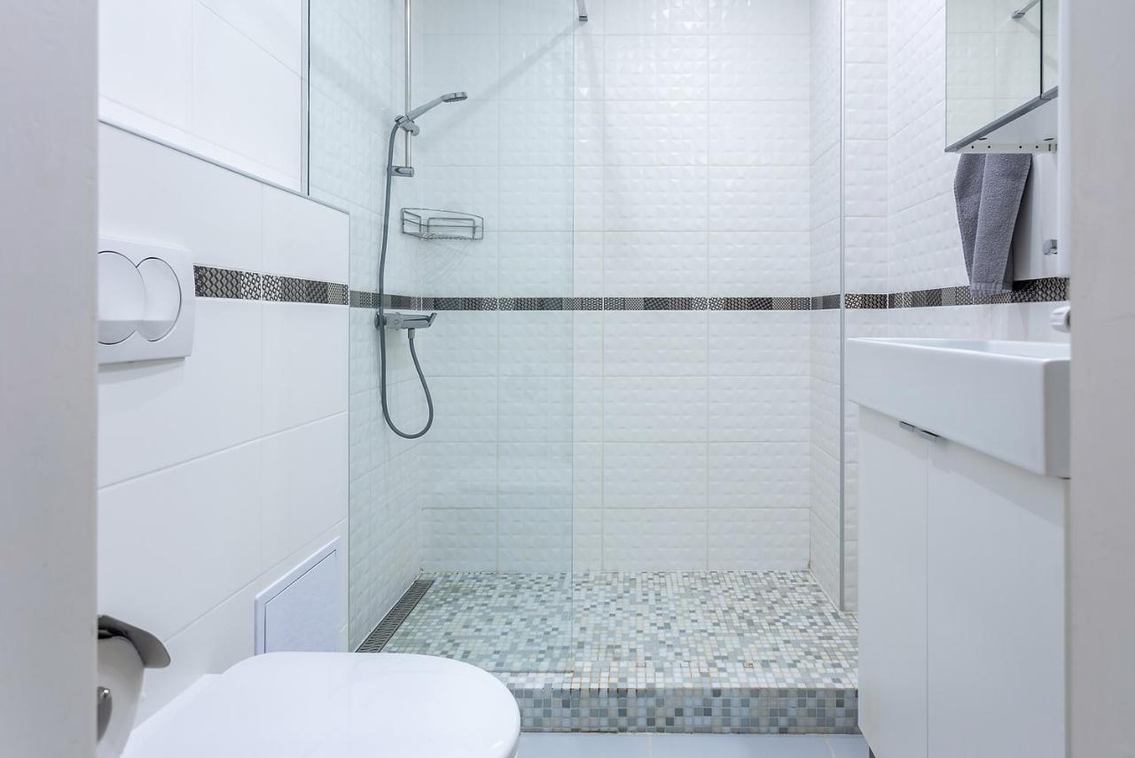 Goldcentral Akacfa Apartamento Budapest