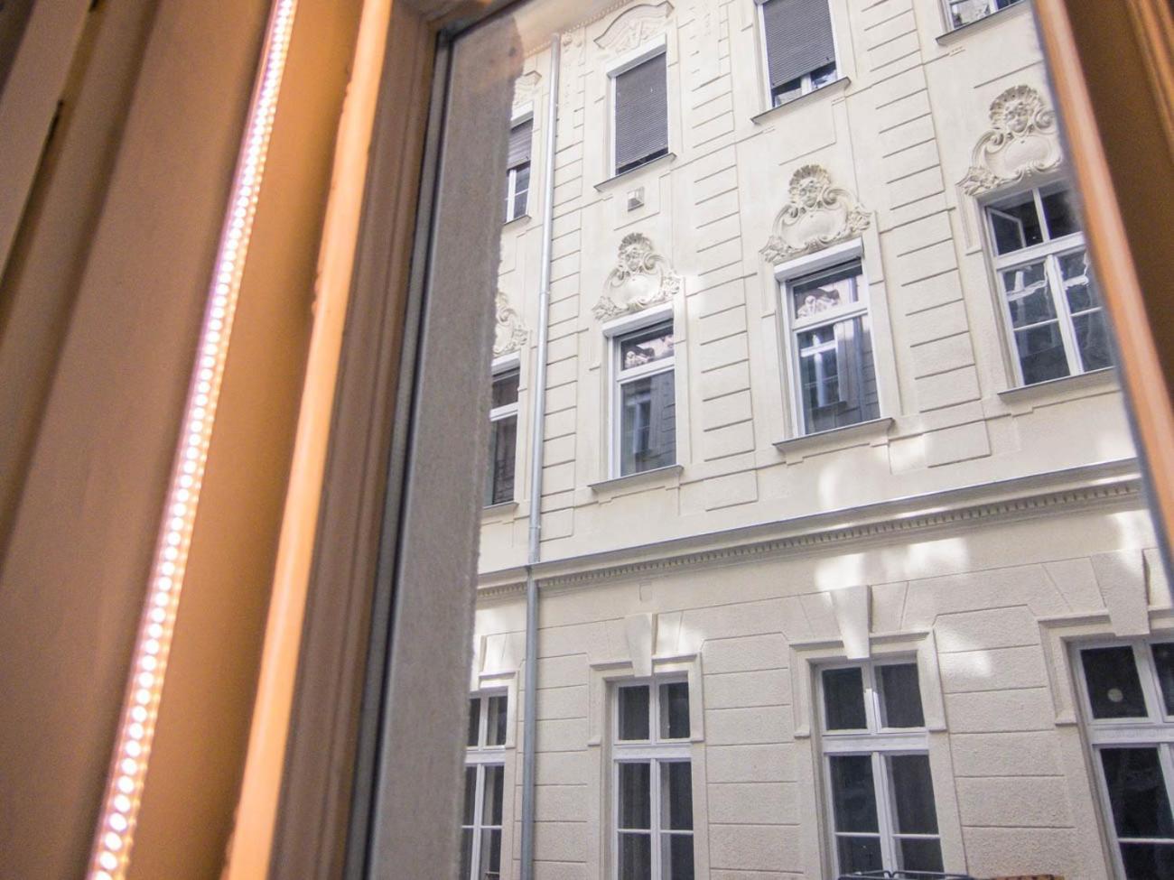 Apartamento Goldcentral Akacfa *